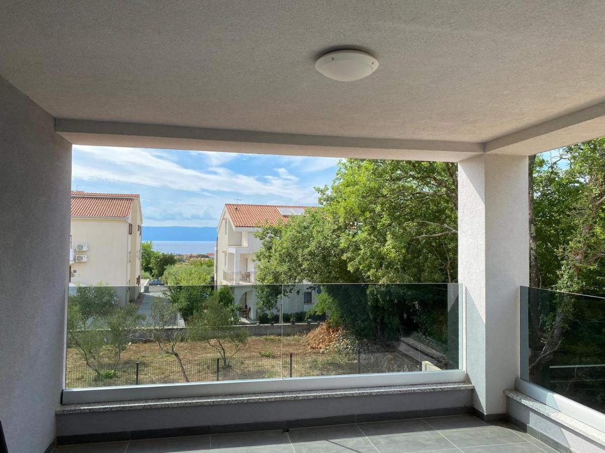 Apartmani Grgic On The Adress Branka Fucica 96 Malinska Luaran gambar