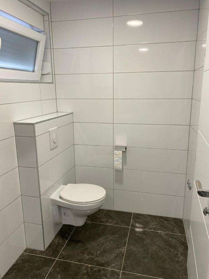 Apartmani Grgic On The Adress Branka Fucica 96 Malinska Luaran gambar
